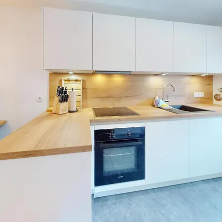 Apartment Muenchner5 *